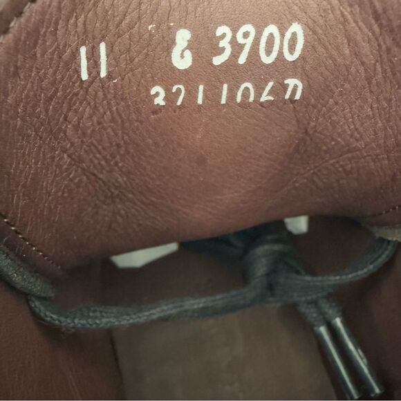 Allen Edmonds Higgins Mill Weatherproof Boot with Lug Sole Black Size 11 E - Picture 11 of 16